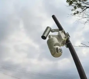 كاميرا بوليت خارجية